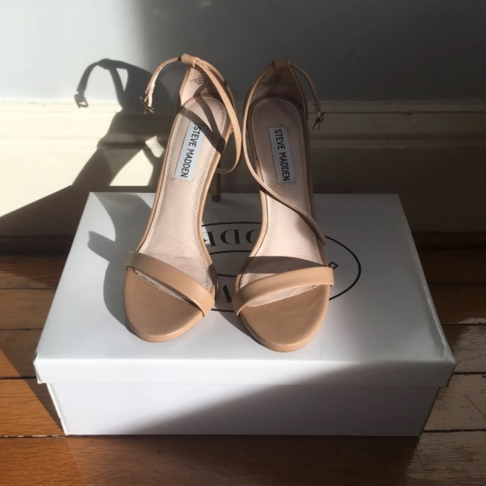 🚫SOLD🚫 Steve Madden - Nude Stecy high heels